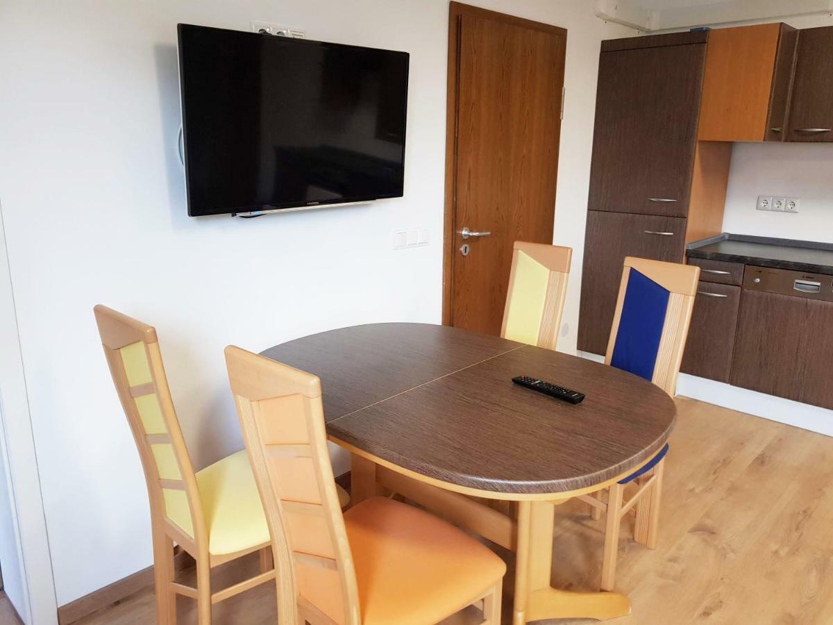 Monteurzimmer Obersulm Hotel Ngoại thất bức ảnh